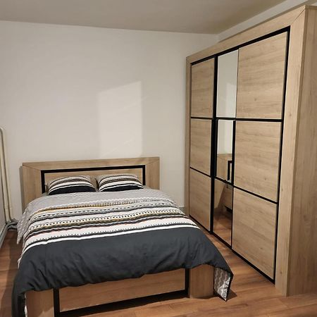 2 Chambres Chez L'Habitant Poitiers Exterior photo